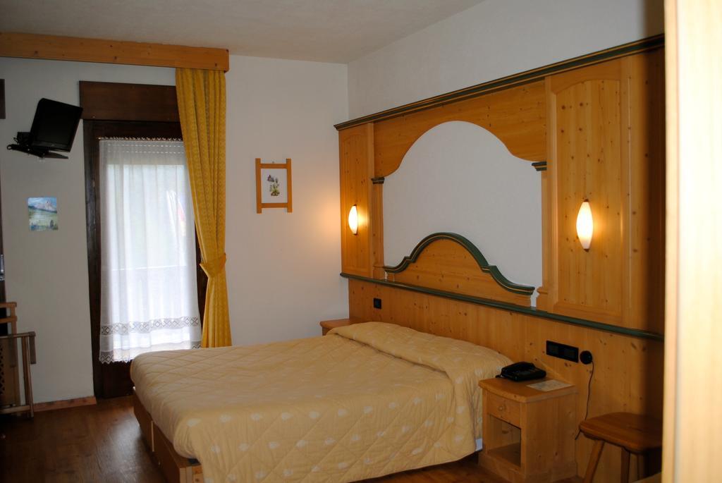 Albergo Venezia Passo Rolle Ngoại thất bức ảnh